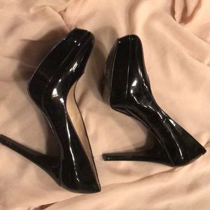 Nine West patent leather pumps